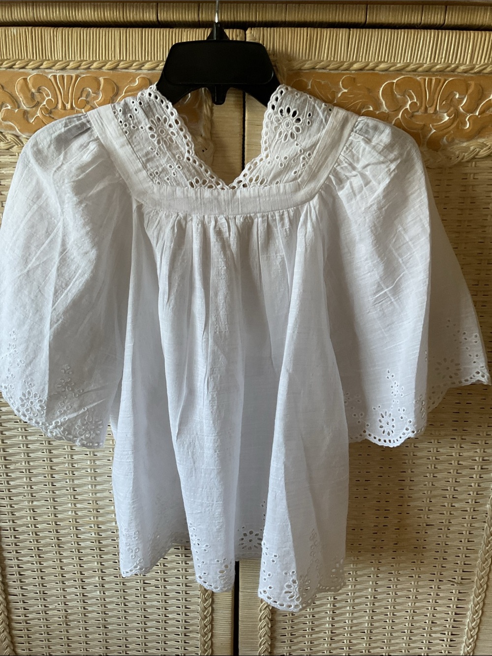 Jennifer & Grace eyelet peasant top NWOT - Picture 7 of 9